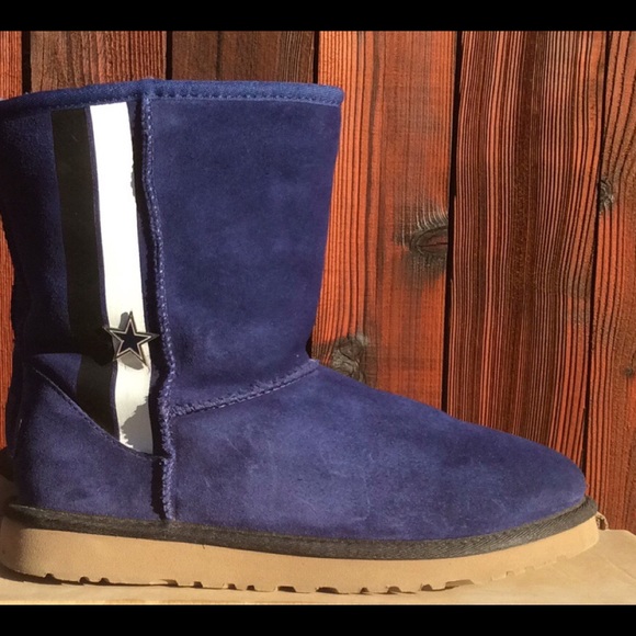 Like NEW UGG Dallas Cowboy embellished - Picture 1 of 6